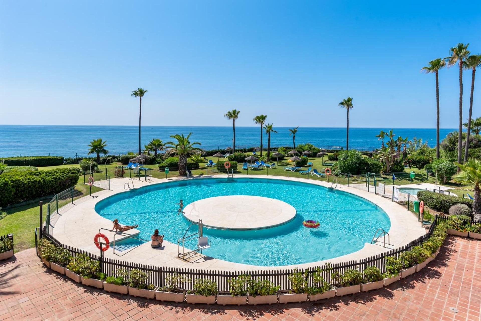 Miraflores Apartments By The Beach Costa Del Sol Sitio de Calahonda المظهر الخارجي الصورة